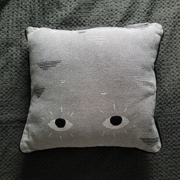 Accent Pillow with Insert - Picture 2 of 2